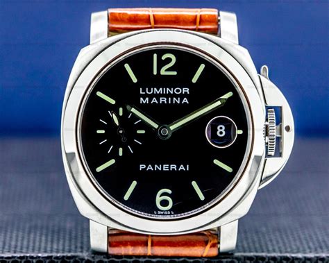 panerai 40mm.